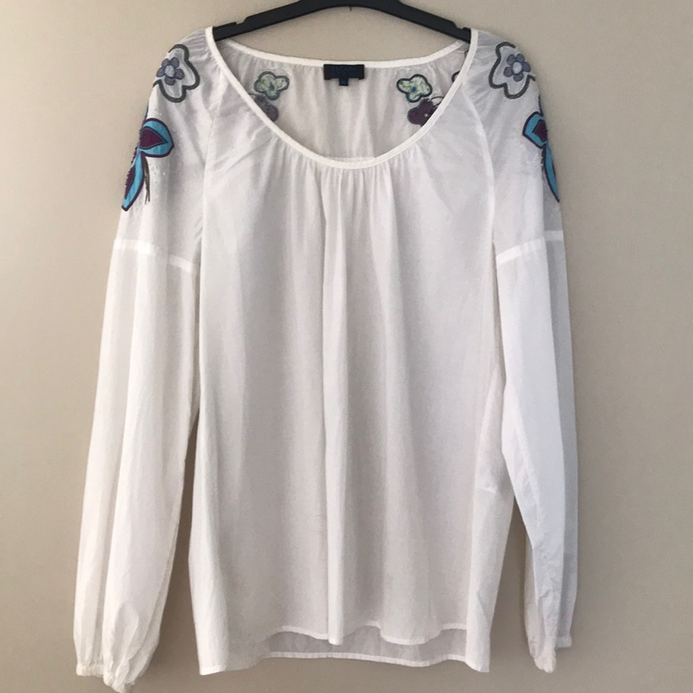 An Escada cotton top SZ40, with bead set details.